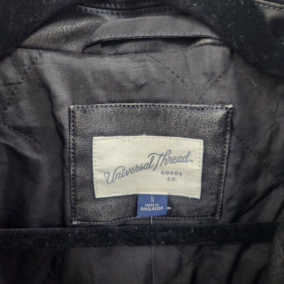 NWT Universal Thread Women's Moto Jacket Faux Leather Faded - Picture 8 of 10